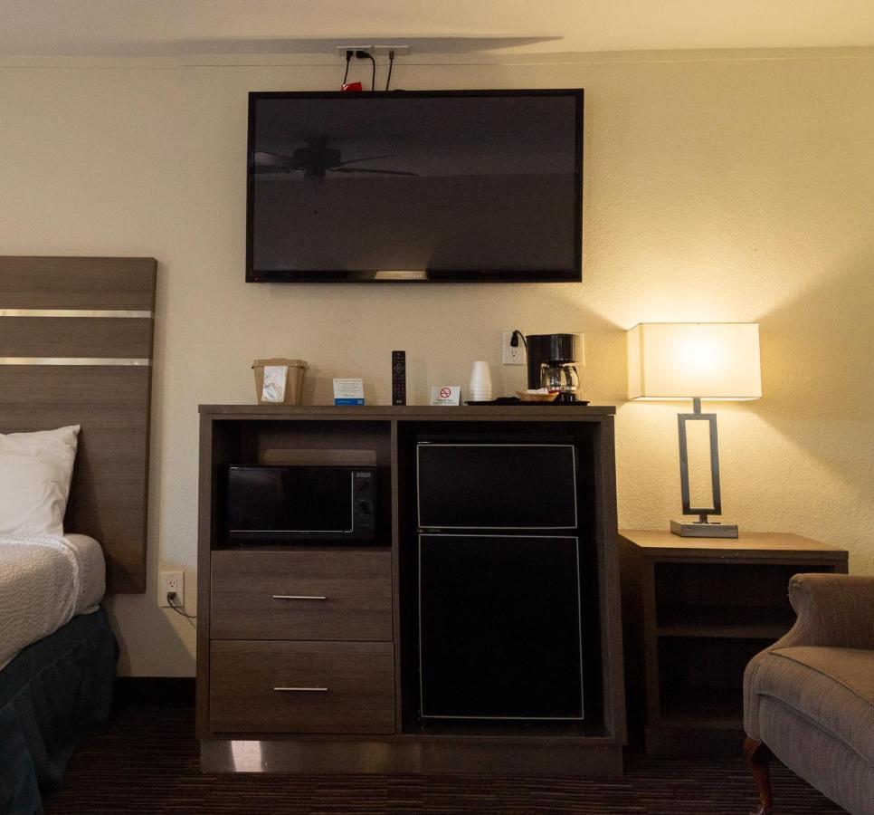 Rodeway Inn Near University-Gateway To Yosemite Merced Bagian luar foto