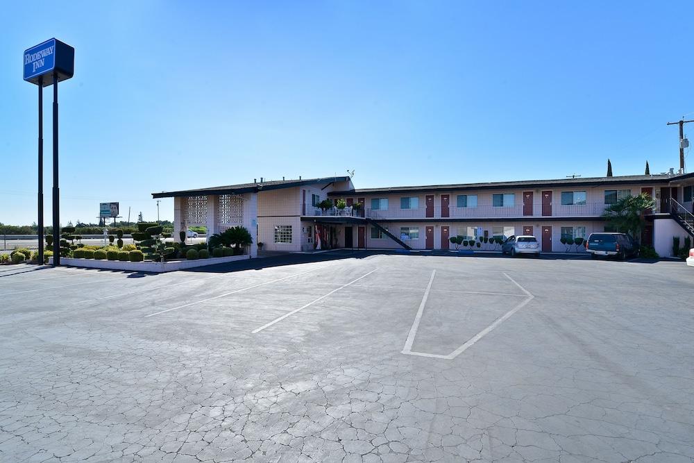 Rodeway Inn Near University-Gateway To Yosemite Merced Bagian luar foto