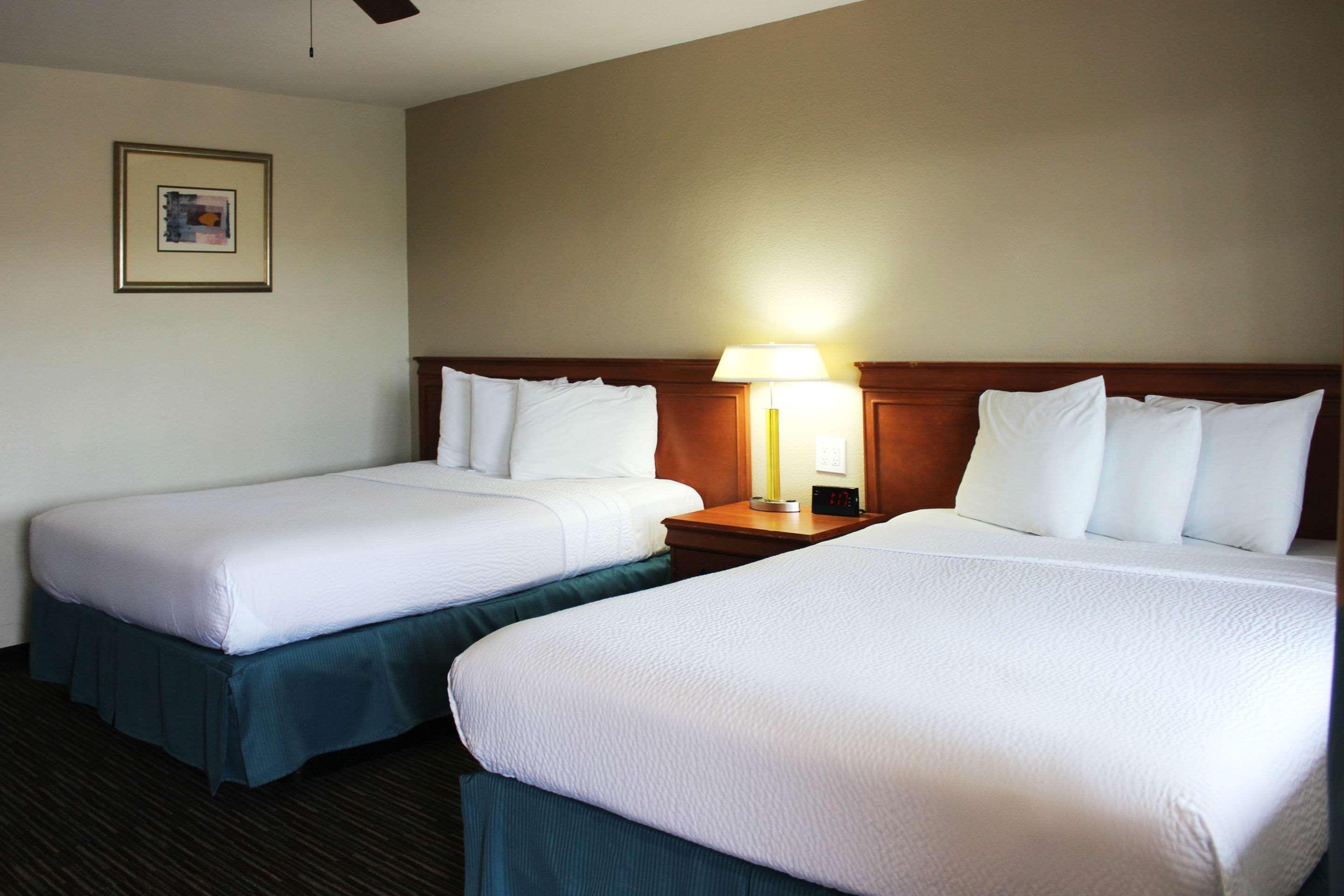 Rodeway Inn Near University-Gateway To Yosemite Merced Bagian luar foto