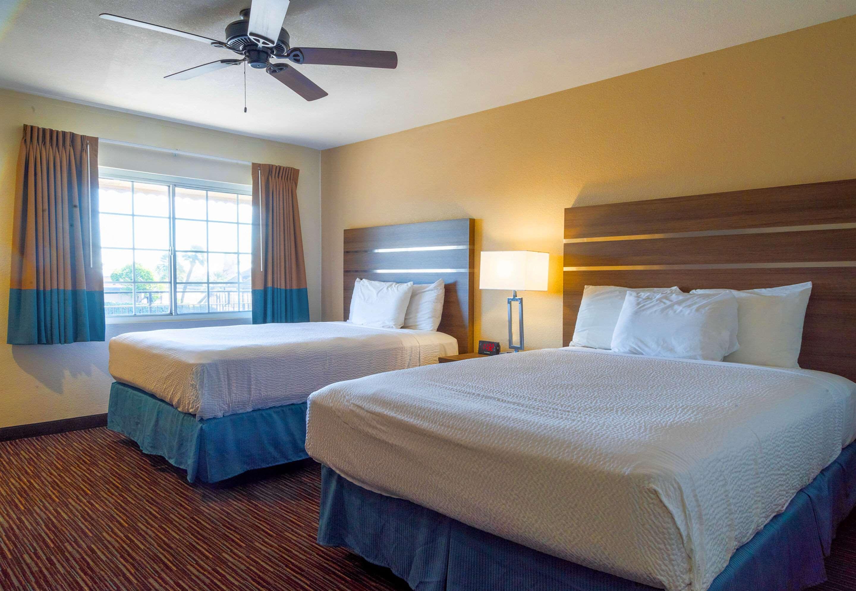 Rodeway Inn Near University-Gateway To Yosemite Merced Bagian luar foto
