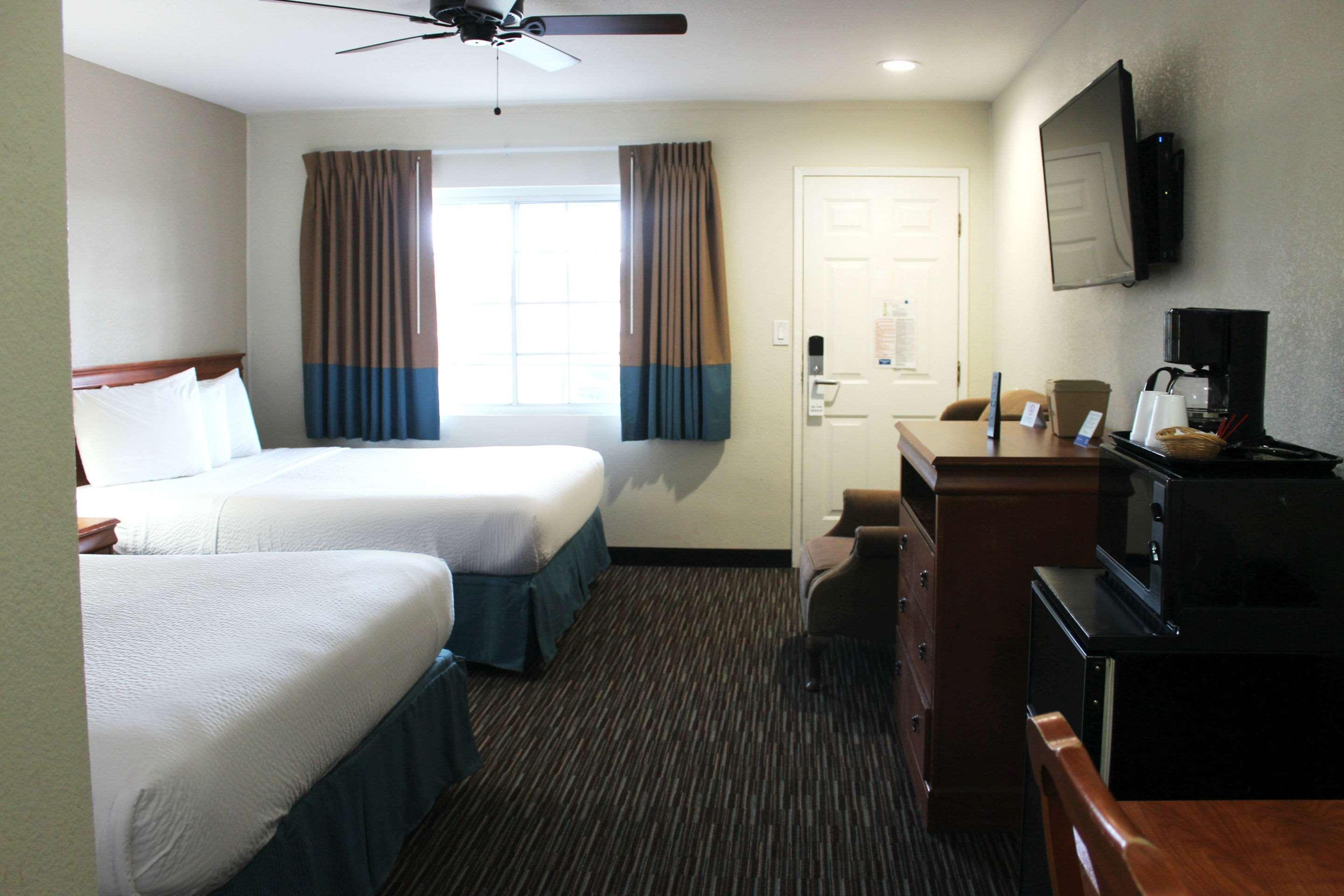 Rodeway Inn Near University-Gateway To Yosemite Merced Bagian luar foto