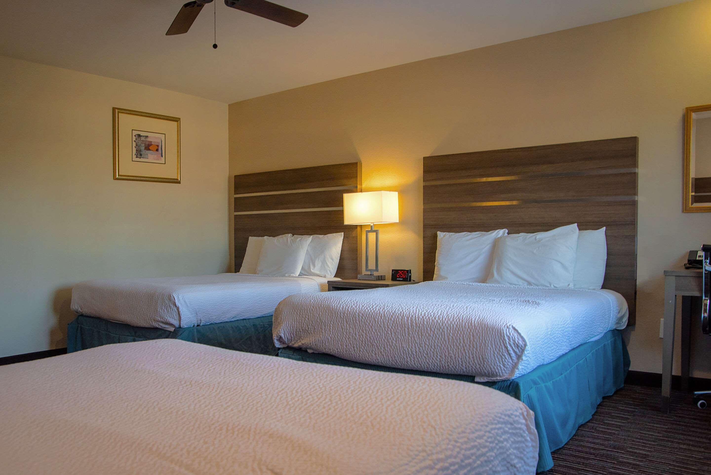 Rodeway Inn Near University-Gateway To Yosemite Merced Bagian luar foto