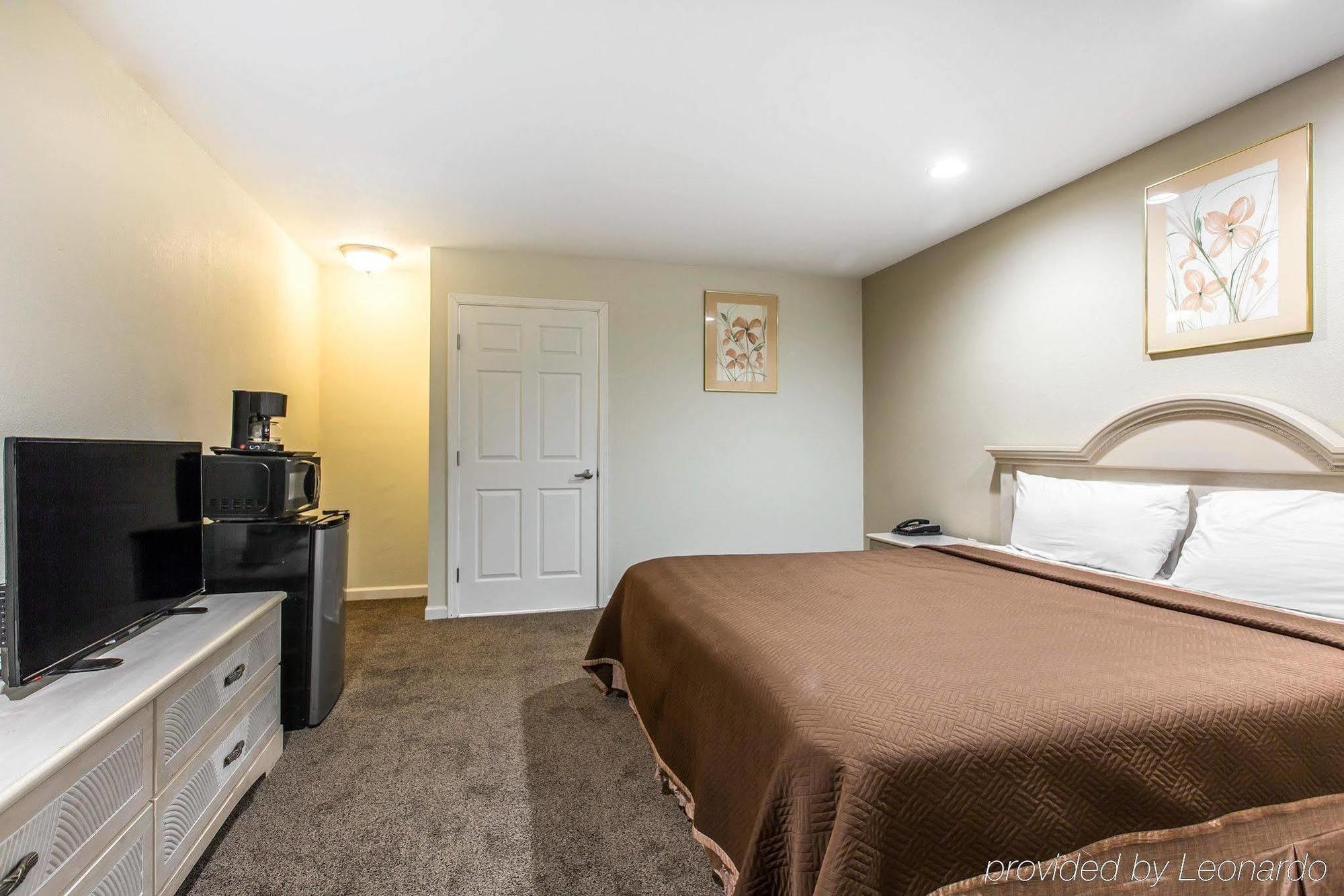 Rodeway Inn Near University-Gateway To Yosemite Merced Bagian luar foto